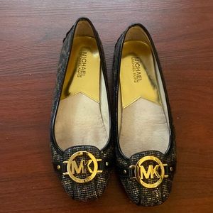 Michael Kors shoes size 7.  MK designer shoes, size 7 black and gold beautiful